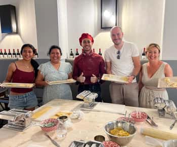 Aula autêntica de confecção de massas em Florença com um chef local
