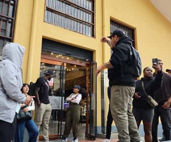 Bogotá: True Colombian Walking Tour + Local Snacks