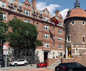Harvard: America's oldest university - walking tour in French
