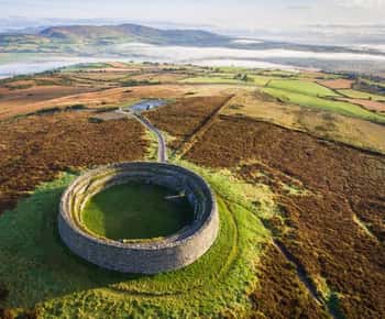 Derry & Donegal: Privat dagstur med chauffør og guide