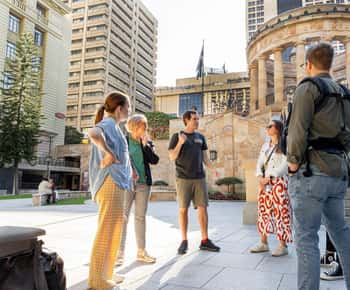 Brisbane: Small-Group 3-Hour Walking Tour with a Drink