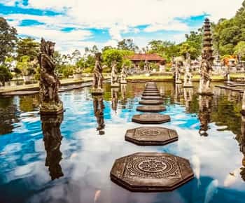 Bali: Private Tour to Lempuyang Temple, Tirta Gangga, and …