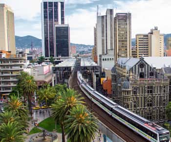 Medellín: Chiva Tour with Metrocable and Tram Rides