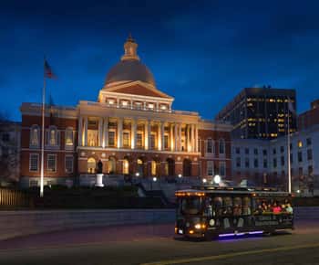 Boston: 1.5-Hour Ghosts and Gravestones Tour