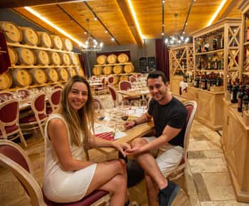San Gimignano: Lunch or Dinner at a Winery with Wine Tasting