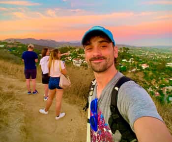 Excursão a pé e a pé por Hollywood ao pôr do sol com vista para o horizonte de LA
