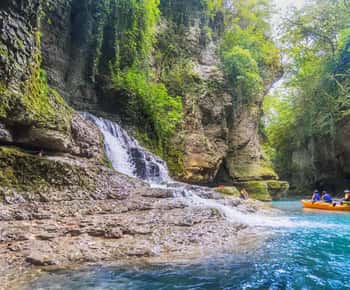 Kutaisi: Prometheus Cave & Martvili Canyon Guided Tours