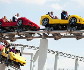 Dubai: Ferrari World Abu Dhabi com ingresso e transporte
