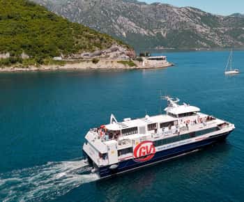 Dubrovnik nach/von Kotor: Tagestour oder einfache Fahrt mit der Schnellfähre