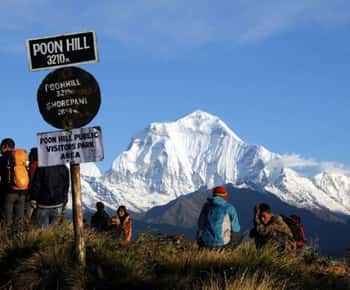 Pokhara: Senderismo guiado de 4 días por Poon Hill y Ghandruk