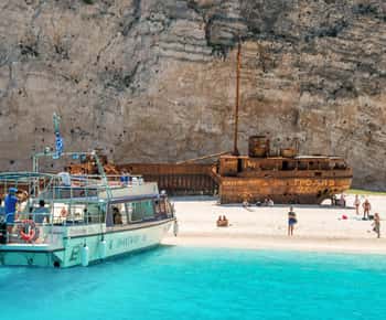 Zante: Excursão de meio dia a Navagio, Grutas Azuis e Praia Branca