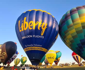 Perth: Avon Valley Hot Air Balloon Flight with Breakfast
