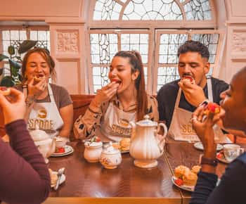 Londres: Workshop de chá e fabrico de scones tradicionais ingleses