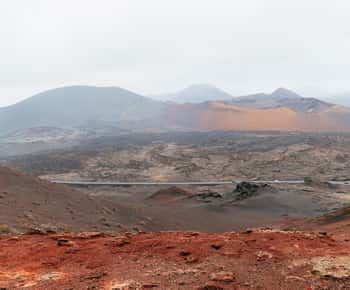 Van Fuerteventura: Lanzarote Trip met Wijnproeverij & Lunch