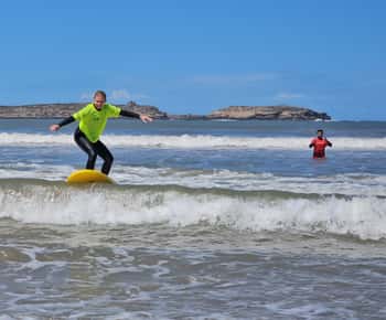 Essaouira: Aula de surf semi-privada com vestiário e duche