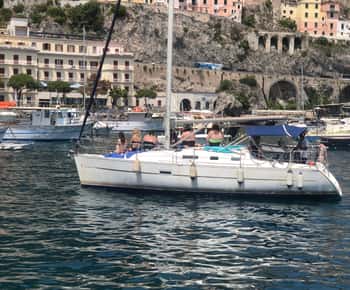 From Salerno: Amalfi Coast Full-Day Sailboat Trip with Lunch