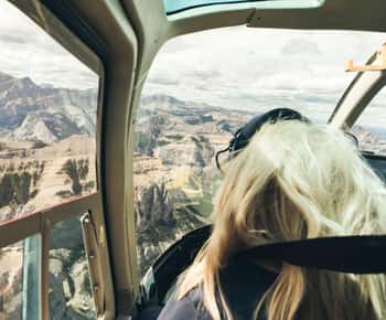Kananaskis: passeio de helicóptero de 30 minutos pelo Lago Minnewanka e Banff