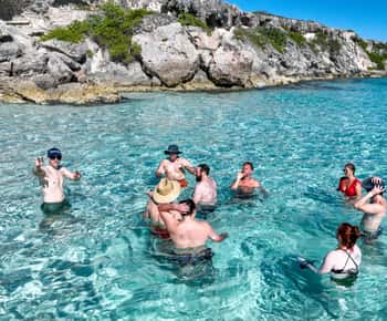 Cancun: Pół dnia prywatnym katamaranem na Isla Mujeres