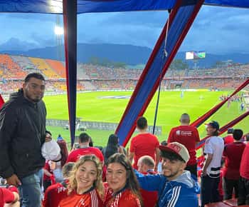Medellín: Soccer Tour with Tour Guide and Game Tickets