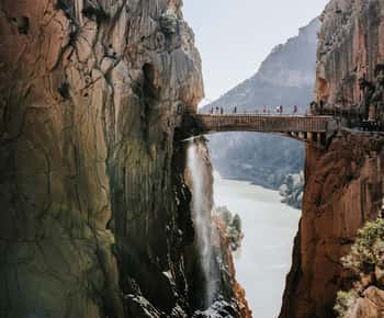 FULL TOUR OF THE CAMINITO DEL REY WITH AN OFFICIAL GUIDE