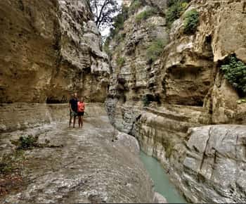 Il canyon di Osumi e la cascata di Bogova da Berat - di 1001AA