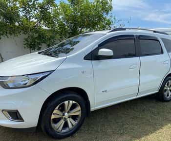 Rio de Janeiro: Private transfer for 4 to 6 Passengers