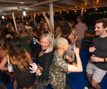 Halifax: Cruzeiro de festa no Harbour Queen