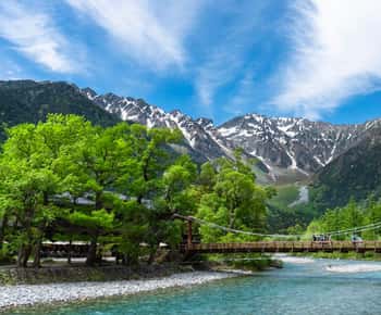 Full-Day Tour: Matsumoto Castle & Kamikochi Alpine Valley