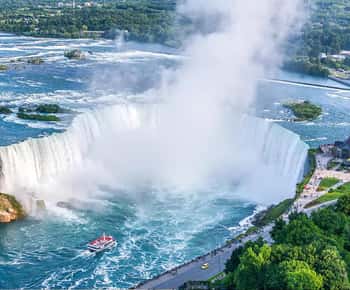 Escursione alle Cascate del Niagara con crociera da Toronto Metropolitan