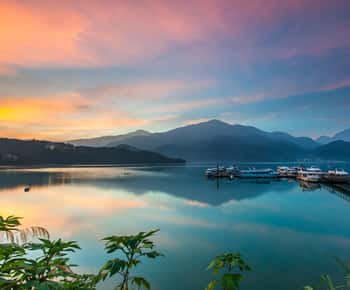 🛥️ Excursión Privada de 1 Día al Lago Sun Moon desde Taipei