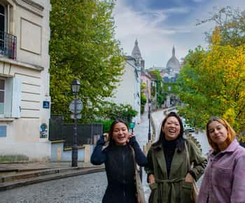Paris Montmartre Highlights Walking Tour - Small Group