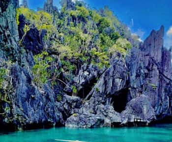 El Nido: Privat skräddarsydd tur med Snake Island & grottor