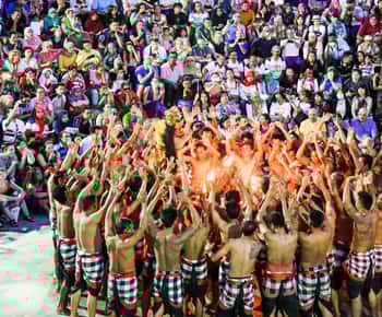 Pôr do sol em Bali: Templo de Uluwatu, Dança Kecak e Baía de Jimbaran