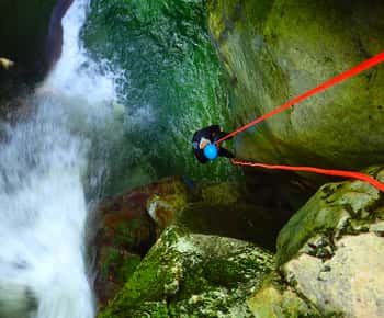 Discovery of The Upper Part Of Furon Canyon