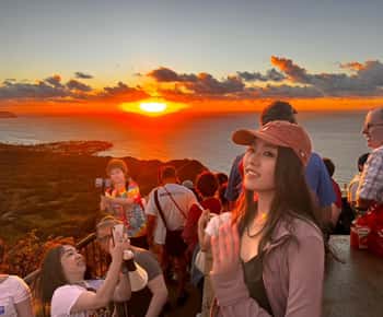 Oahu: Diamond Head Hike with Roundtrip Transportation