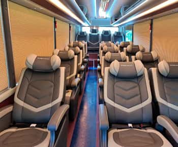 Hanoi: Transfer to/from Halong Bay by Limousine Bus