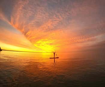 Excursión SUP Cuevas y Grutas de Lagos al Amanecer, Ponta da Piedade