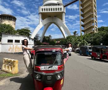 Colombo: Sightseeing Tour by Tuk Tuk Safari - All Inclusive