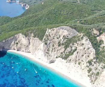 Paleokastritsa: Paradis, Yali-stranden og de blå grotter – bådtur