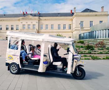 Angers : Explore the City Center by Electric Tuk-Tuk