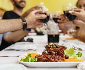 Lisbon: Food and Wine Small Group Walking Tour
