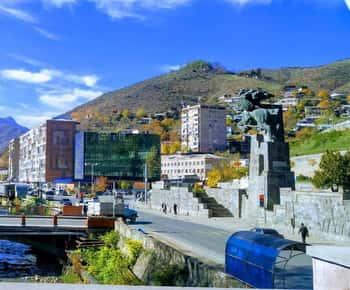 Kapan Walking Art Tour