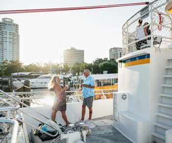 St. Petersburg: Sunset Cruise with Sunshine Skyway Bridge