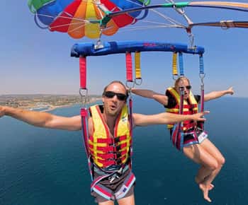 Parasailing: Parachute Adventure
