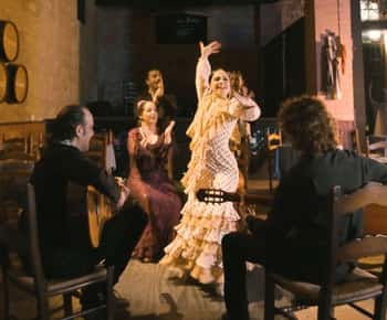 Jerez: Flamenco Show and Menú at Tablao Puro Arte 2025