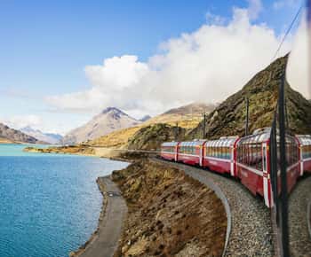 Fra Milano: Moritz og panoramisk Bernina Express-tur
