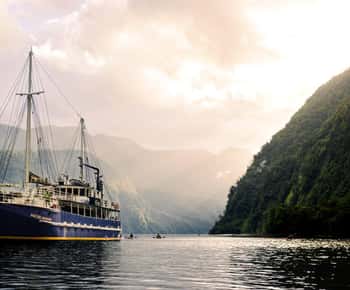 Vanuit Manapouri: Doubtful Sound-cruise met overnachting