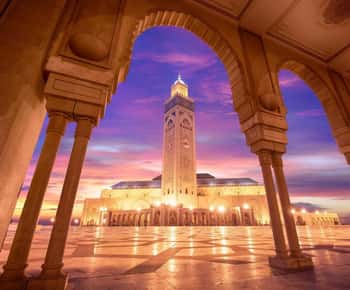 Tour serale della città di Casablanca e cena tradizionale marocchina
