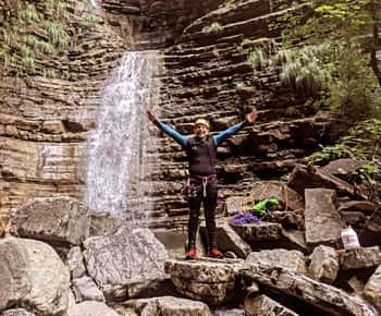 Broto: Ordesa National Park Canyoning Tour with Local Guide