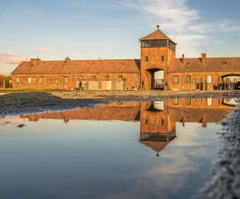 Auschwitz-Birkenau: Skip-the-Line Entry Ticket & Guided Tour